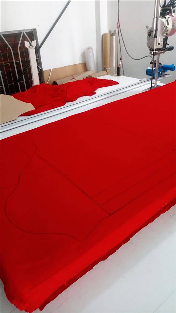xưởng cắt vải limac